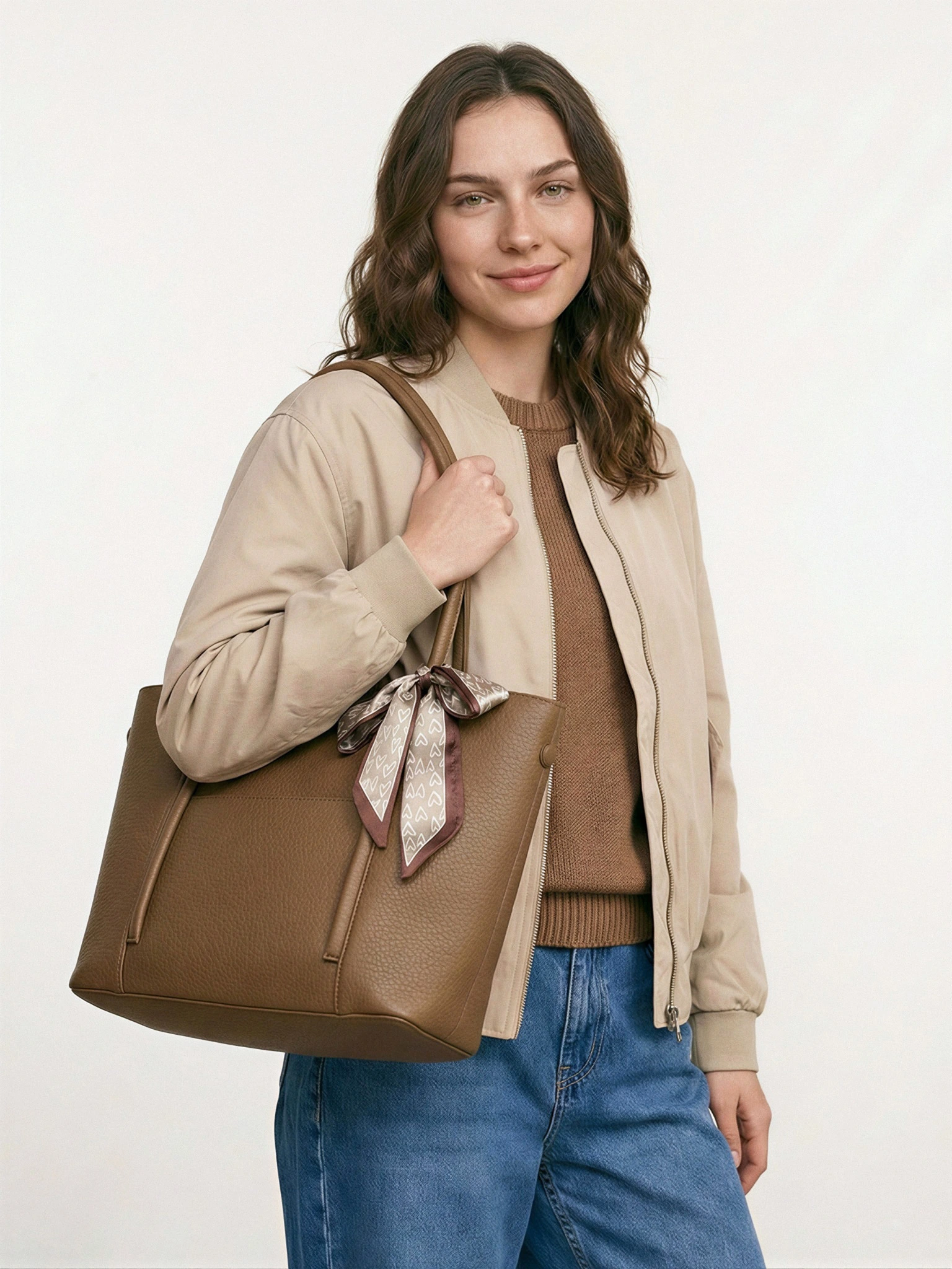 Сумка-тоут с декоративным платком в ассортименте